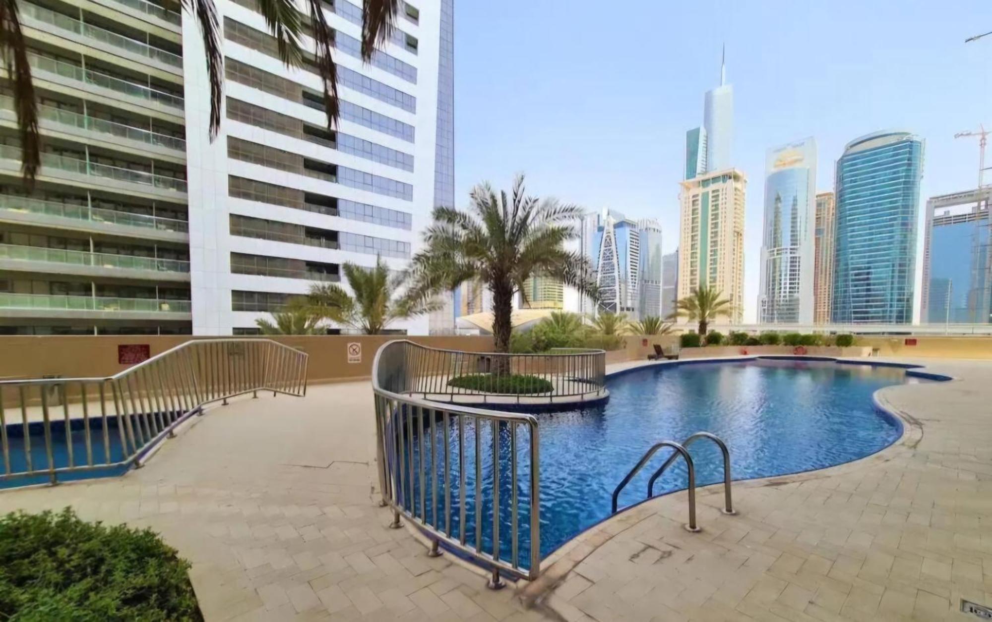 Royal - Dream Tower Marina Apartment Dubai